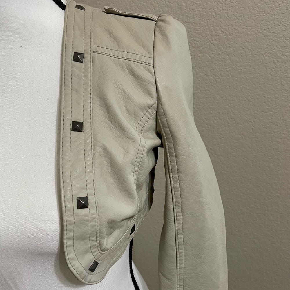 Cropped Jacket Size S - Picture 3 of 6